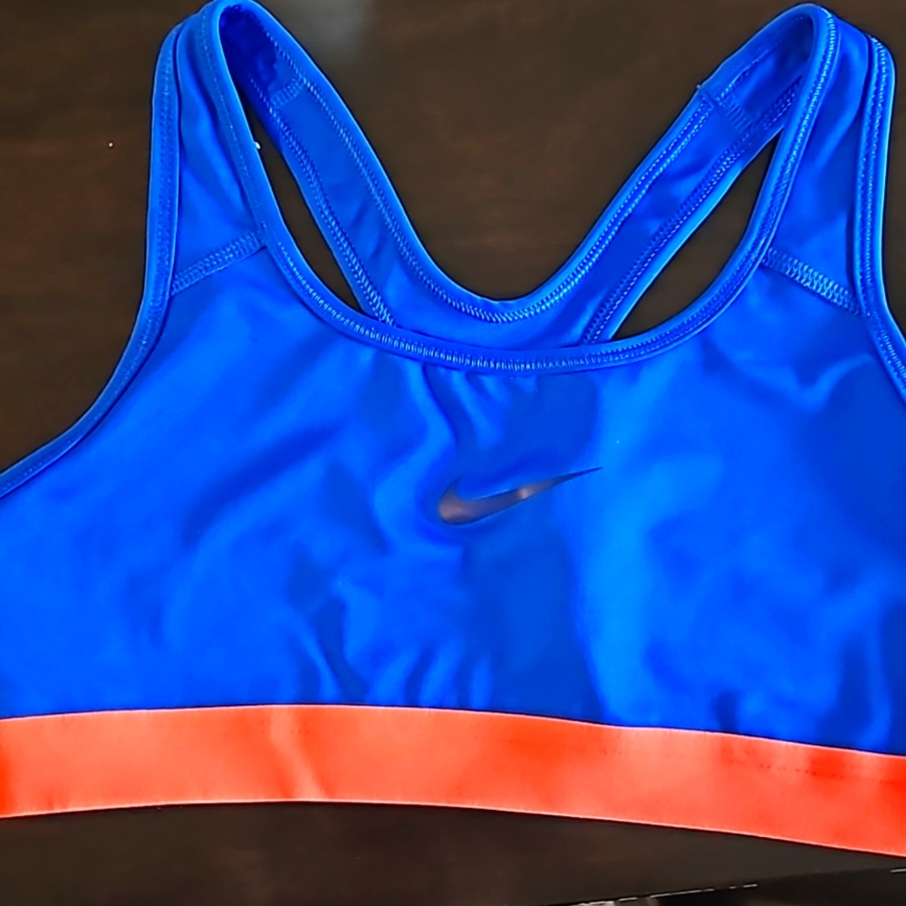 Nike bra top